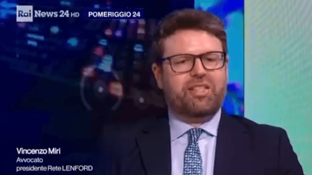 Famiglie Arcobaleno, 10 anni di battaglie al cospetto di una politica irresponsabile - Vincenzo Miri - Gay.it