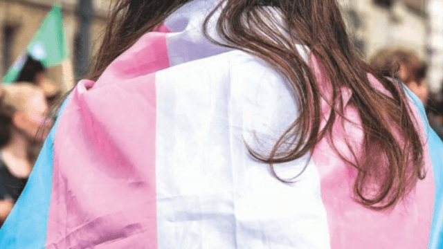 Genitori di figlie e figli trans: l'appello delle famiglie di Fermo