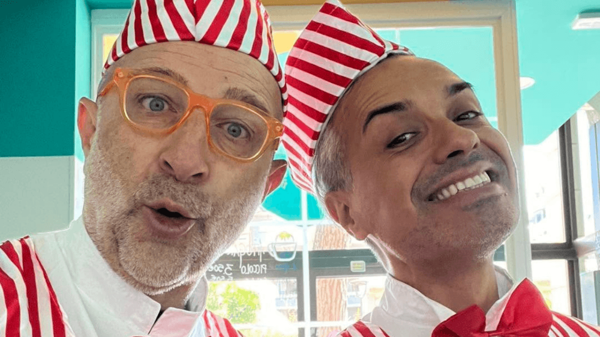 Riccione, insulti omofobi e sputi contro una gelateria: “Presi di mira da un gruppo di ragazzini”