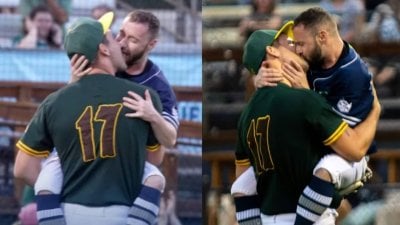Lanciatore e battitore di baseball si baciano durante una serata dedicata a Heated Rivalry