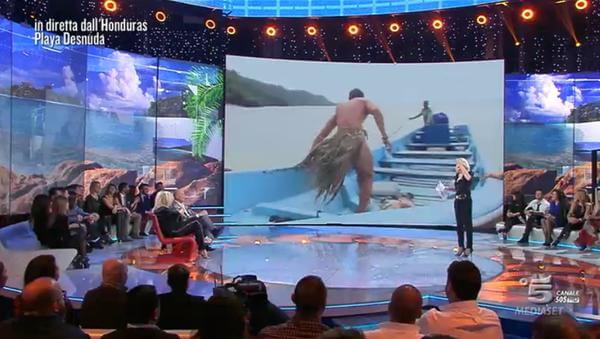 brice-martinet-isola-famosi-nudo-2