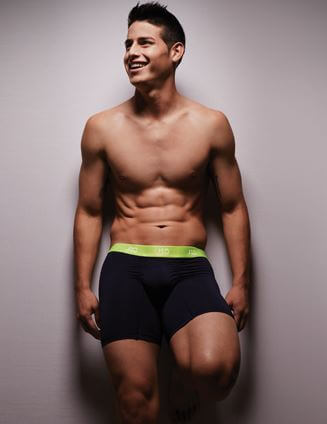 James Rodriguez in intimo per Bronzini Black. Tutte le foto #HOT