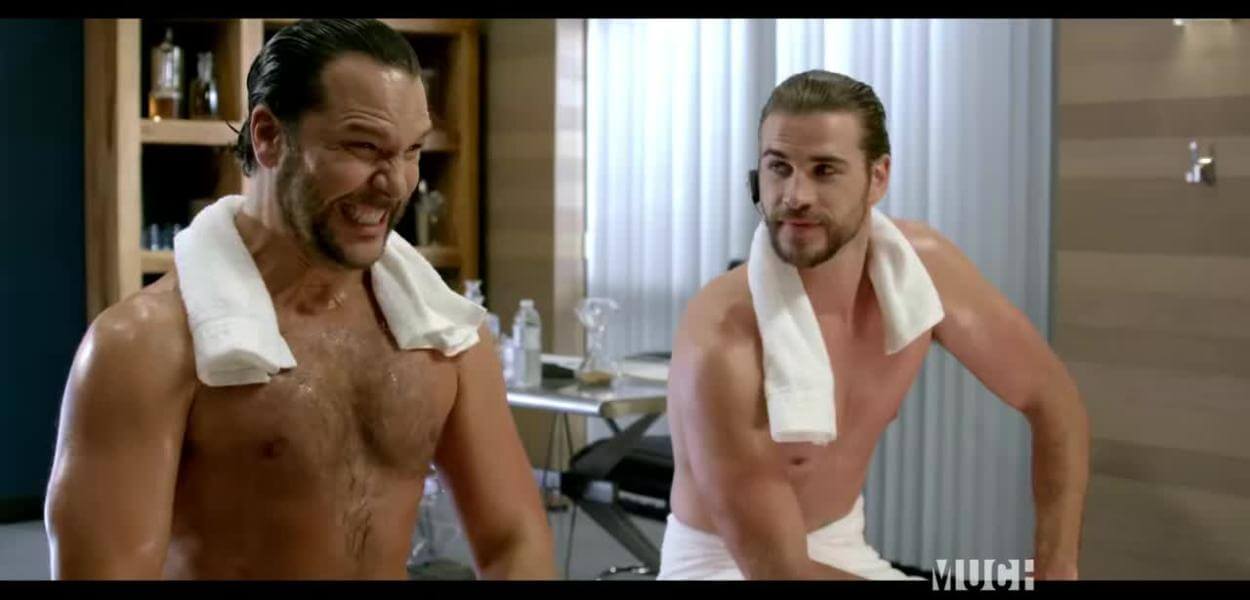 liam_hemsworth_dane_cook_nudi_workaholics