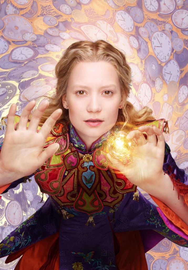 Mia_Wasikowska_alice_through_the_looking_glass