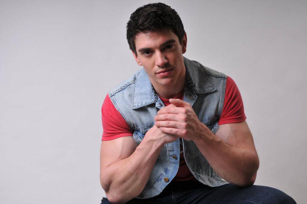 steve_grand_cantanti_gay